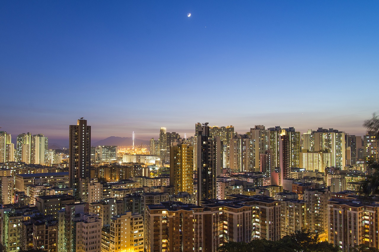 上海夜晚兼职探索，城市繁华背后的多元生活